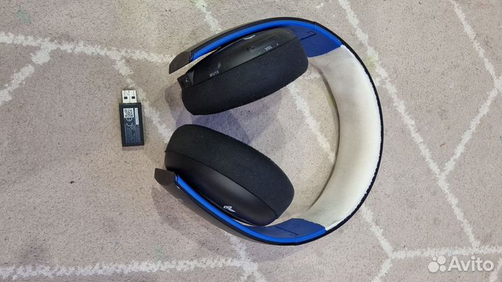 Наушники Sony Wireless Stereo Headset 2.0
