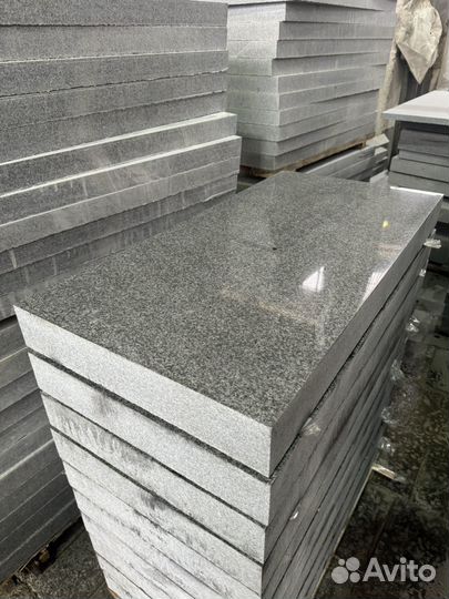 Гранитные памятники опт (Цветок Урала Темно-серый)