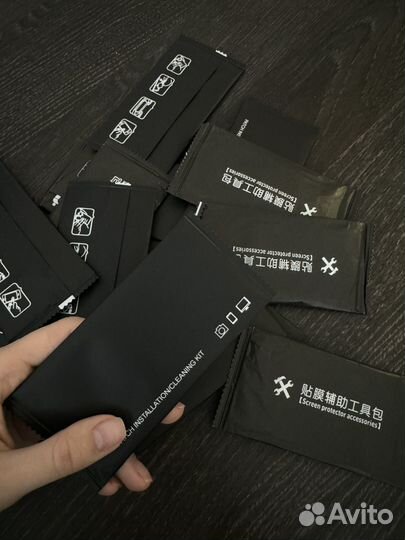 Набор 4 в 1 для поклейки защитного стекла, пленки