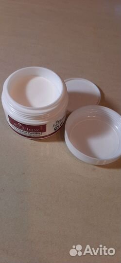 Акриловая пудра для наращивания ногтей