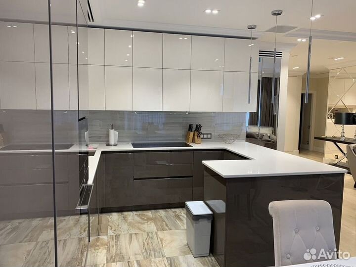 Кухонный гарнитур от производиетеля