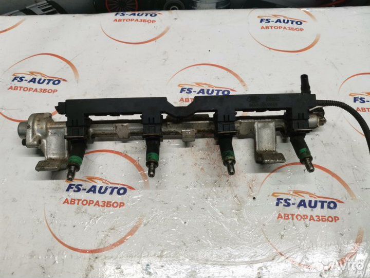 Топливная рампа Ford Focus 2 универсал 1.6 hwda