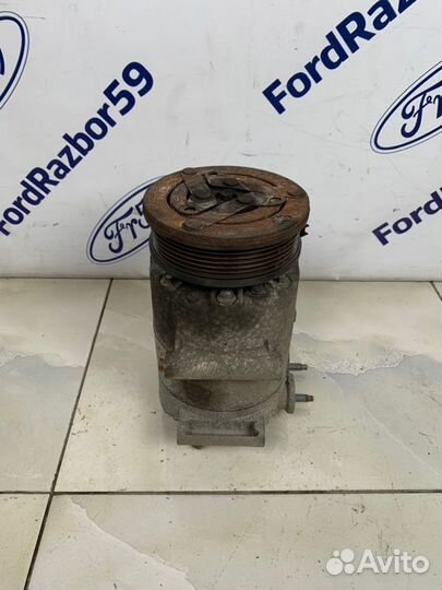 Компрессор кондиционера Ford Focus 3 CB8 1.6