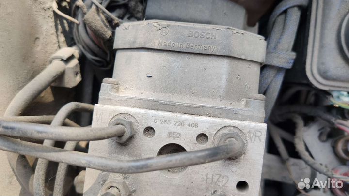 Блок абс 8A0614111A