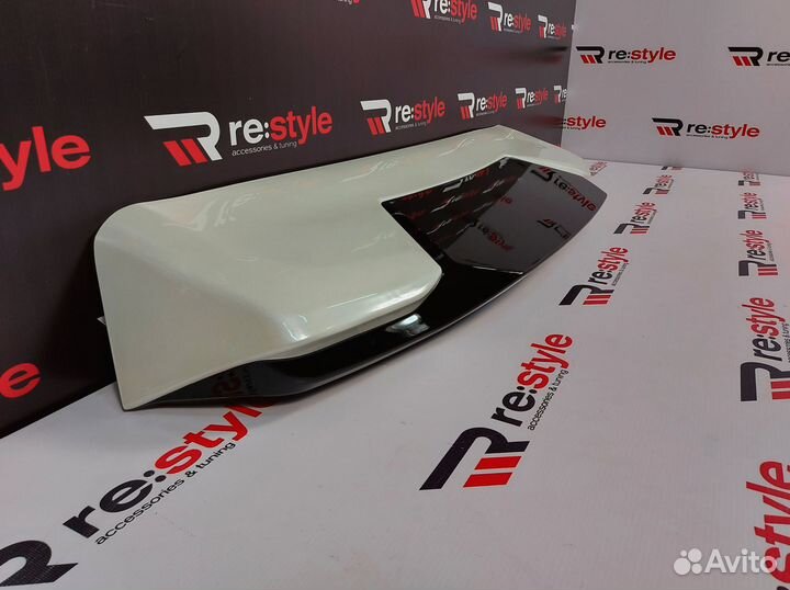 Спойлер на крышу Toyota Land Cruiser Prado 150