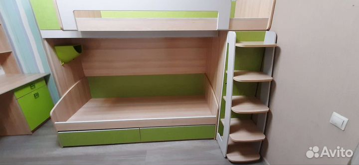 Кровать чердак двухъярусная