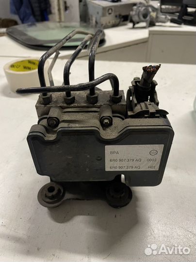 Блок ABS гидравлический +HHC Volkswagen Polo (SED)