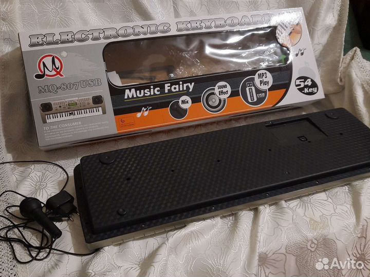 Синтезатор с микрофоном