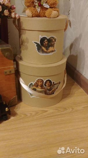 Коробки для подарков и хранения