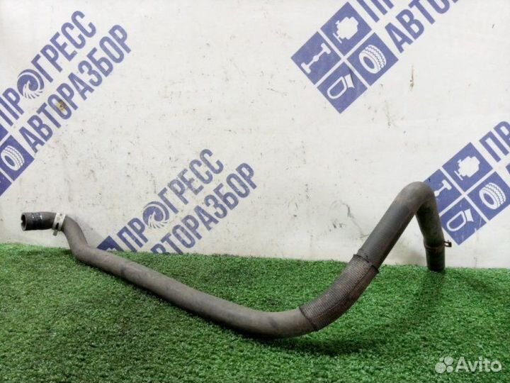 Патрубок системы охлаждения Renault Megane 2 седан