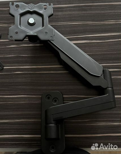 Кронштейн для монитора настенный onkron g150