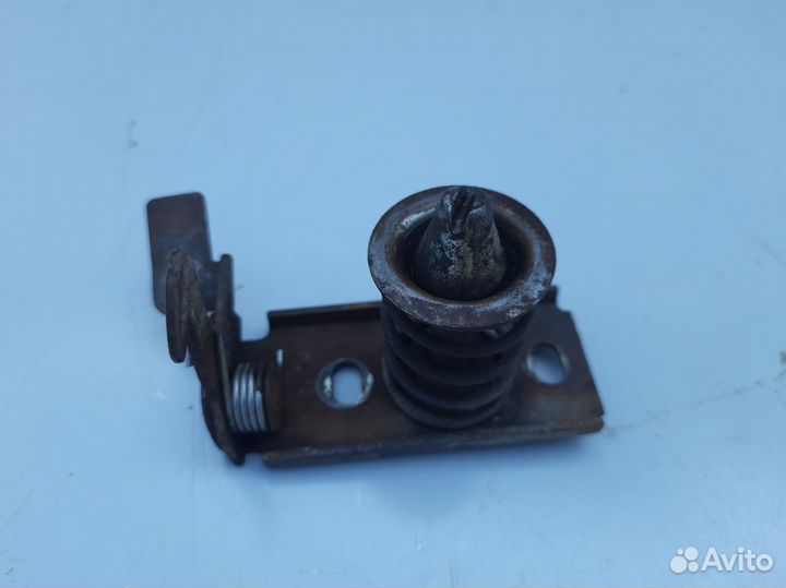 Замок капота Daewoo Matiz