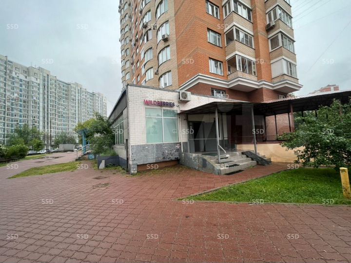Продам торговое помещение, 160 м²