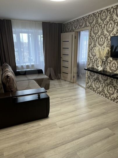 2-к. квартира, 45 м², 4/4 эт.