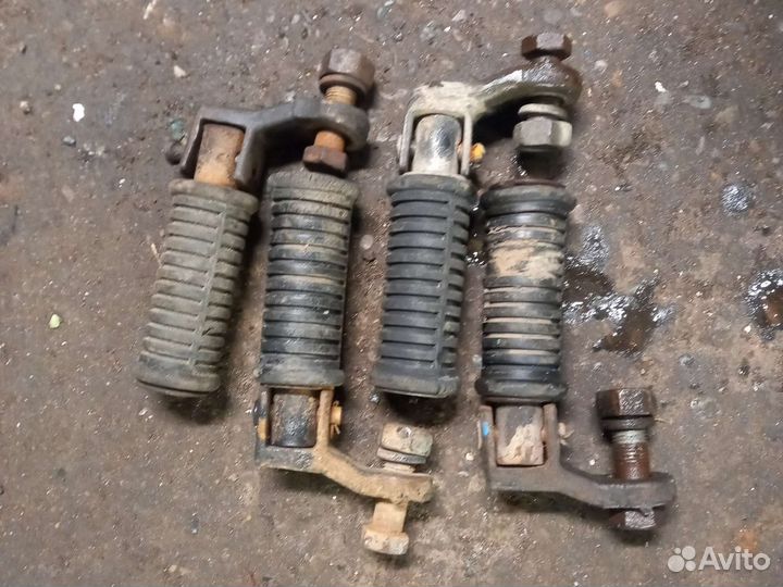 Задние складные подножки иж