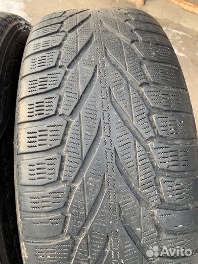Nokian Tyres Hakkapeliitta R2 SUV 235/60 R18