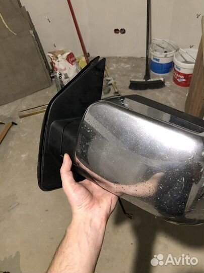 Зеркало от qx56/ armada