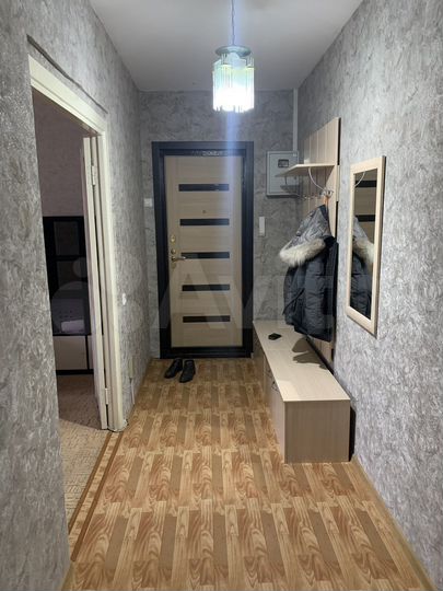 2-к. квартира, 57 м², 9/10 эт.