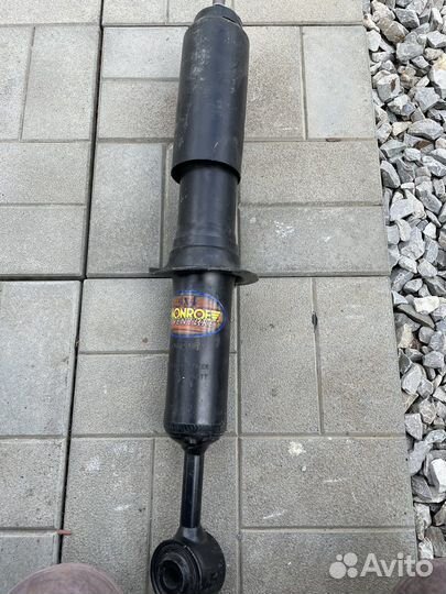 Стойки на hilux