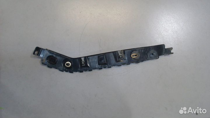 Кронштейн бампера Ford Explorer, 2016