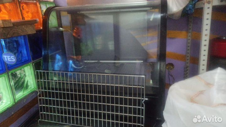 Холодильная витрина