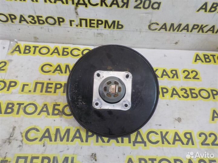 Усилитель тормозов вакуумный Renault Duster 2012