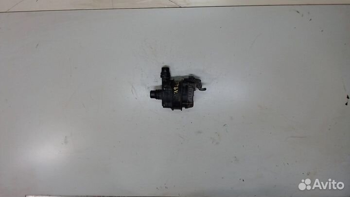 Насос водяной BMW 3 G20, G21 2018, 2019