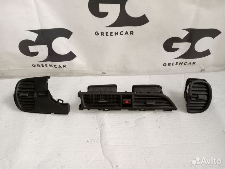 Дефлектор воздушный левый Rio X-Line / 97480h0000