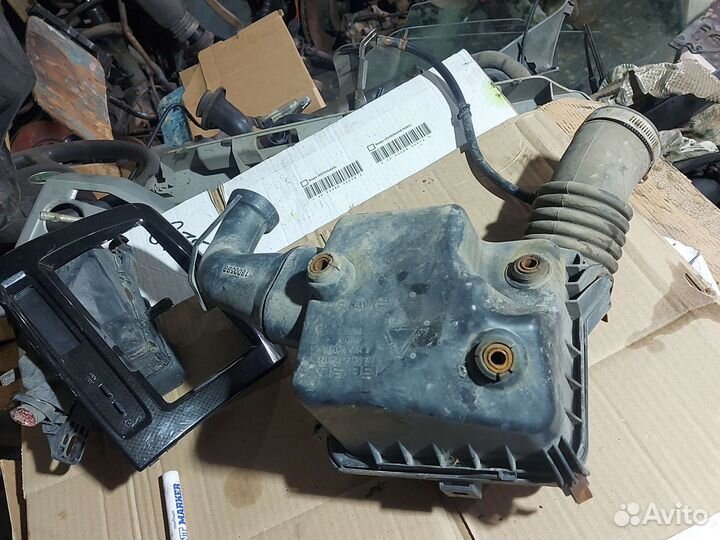 Корпус воздушного фильтра для Джили Мк Кросс