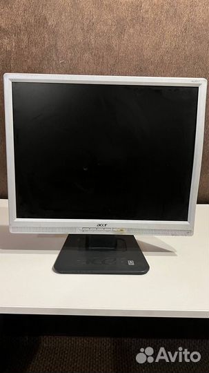 Монитор Acer 20