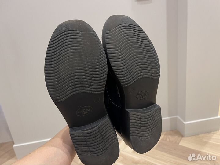 Лоферы женские 35