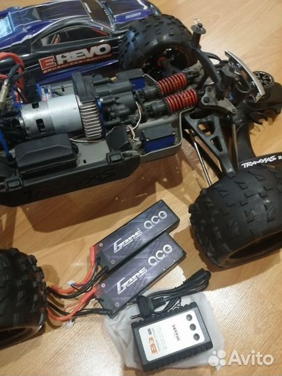 Traxxas e-revo 1/8