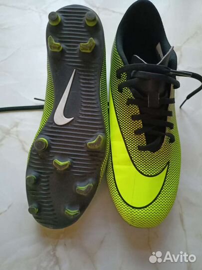 Футбольные бутсы nike 40 размер