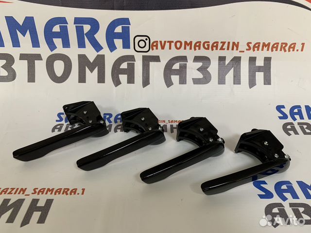 Дверные ручки глянцевые приора