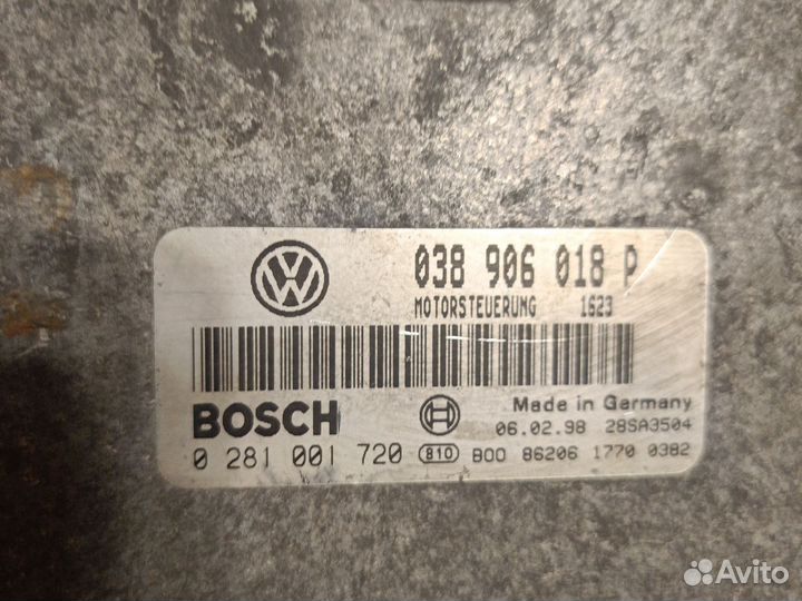 Эбу двигателя VW Passat 038906018P