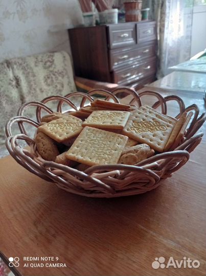 Корзиночка для печенья из бумажной лозы