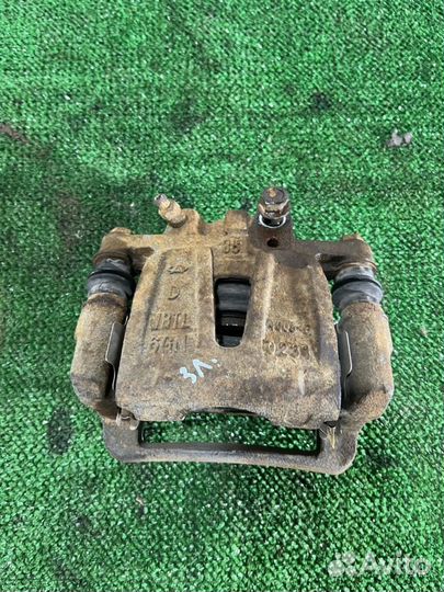 Суппорт задний левый Chery M11 2010-2015г A3