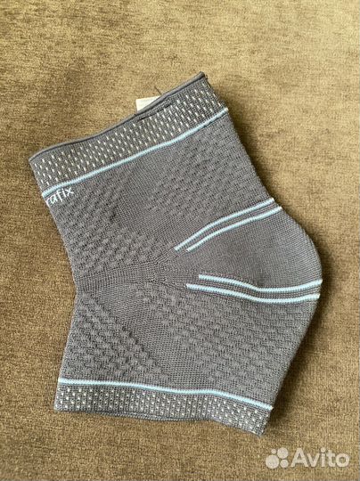 Голеностопный бандаж компрессионный