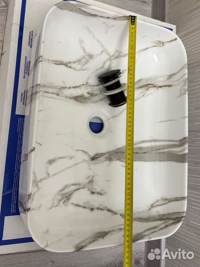 Чаша раковина на тумбу в ванную