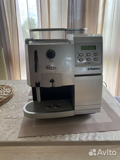 Кофемашина Saeco Royal Professional