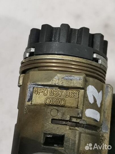 Личинка замка двери Audi A6 (C6,4F) 2005-2011