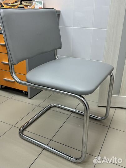 Офисный стул