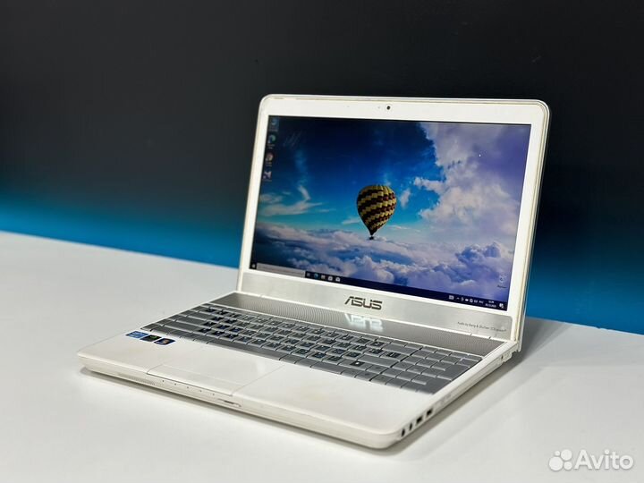 Игровой Asus 8G озу SSD256g GeForce 2G Core i3