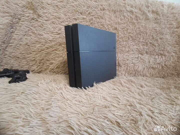 Игровая консоль ps4
