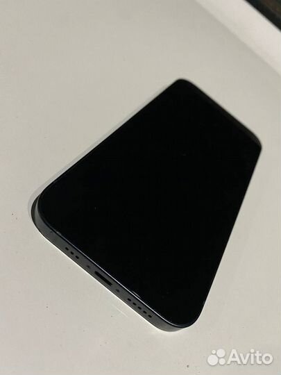 iPhone 13, 256 ГБ