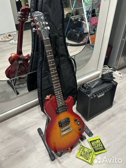 Электро гитара с комбиком