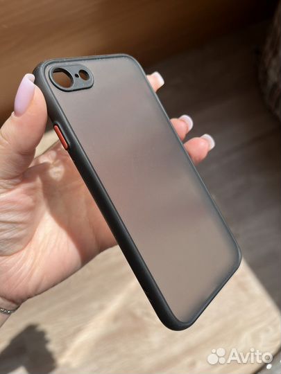 Чехол на iPhone 7 черный