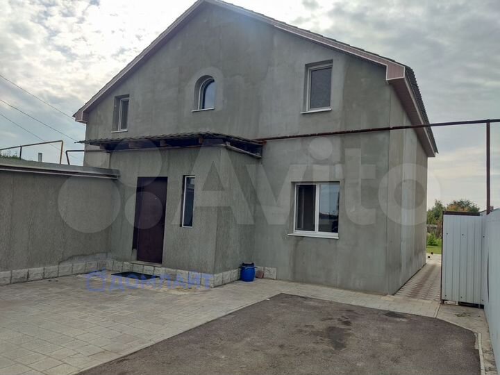 Коттедж 150 м² на участке 7 сот.