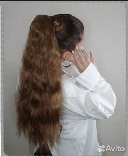 Шиньон,Волосы на заколках