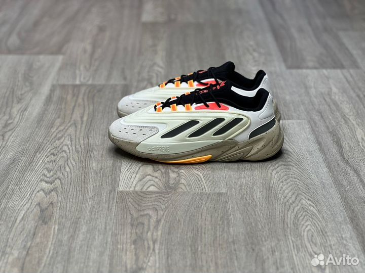 Кроссовки Adidas Ozelia